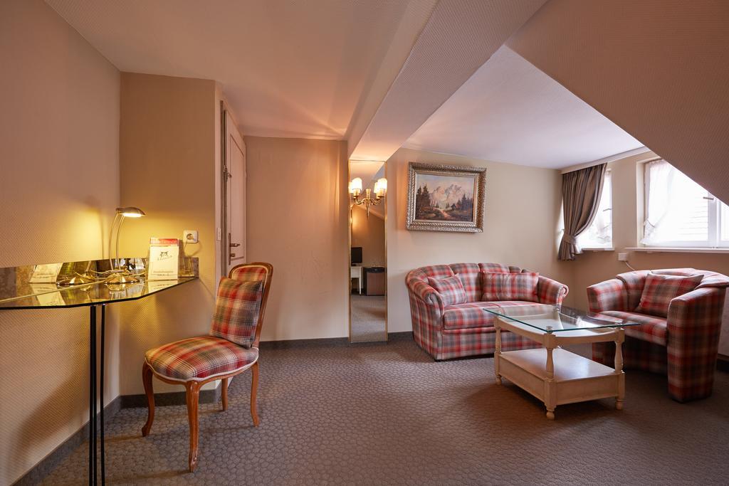 جارمش بارتنكيرشن Hotel Edelweiss Garni المظهر الخارجي الصورة